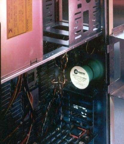 VpCI-111 Plastični Emiter